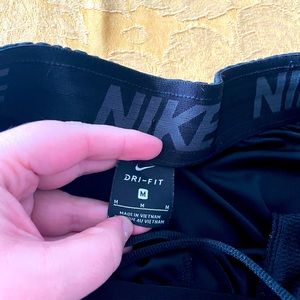 Mens Nike shorts size Medium
